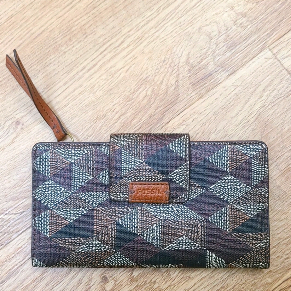 Fossil wallet